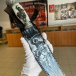 Нож пластун, рукоять акрил скримшоу, клинок D-2