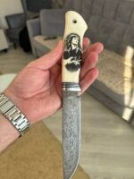 Нож Цой, Рукоять акрил, клинок мозаичный домаск кузнец Вяльдин — изображение 3